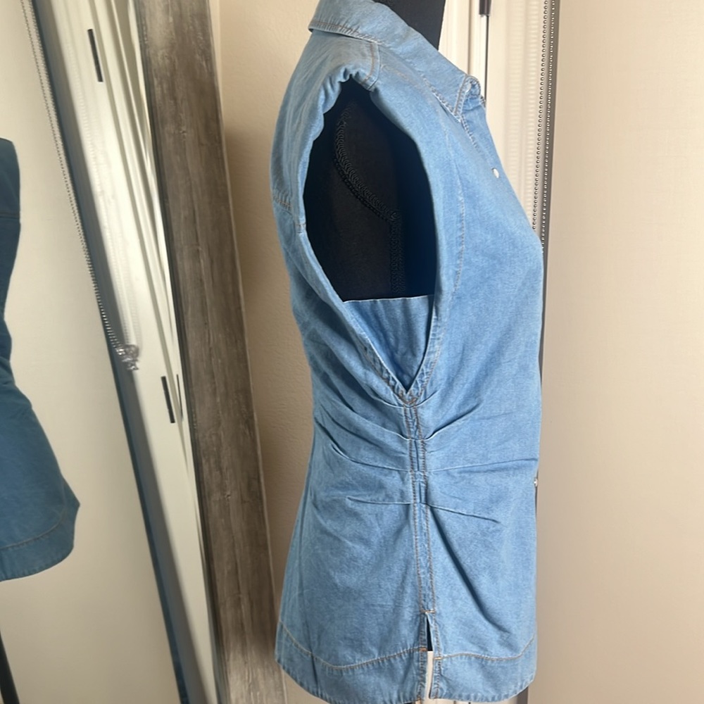 Frame Chambray Button-Up - image 3